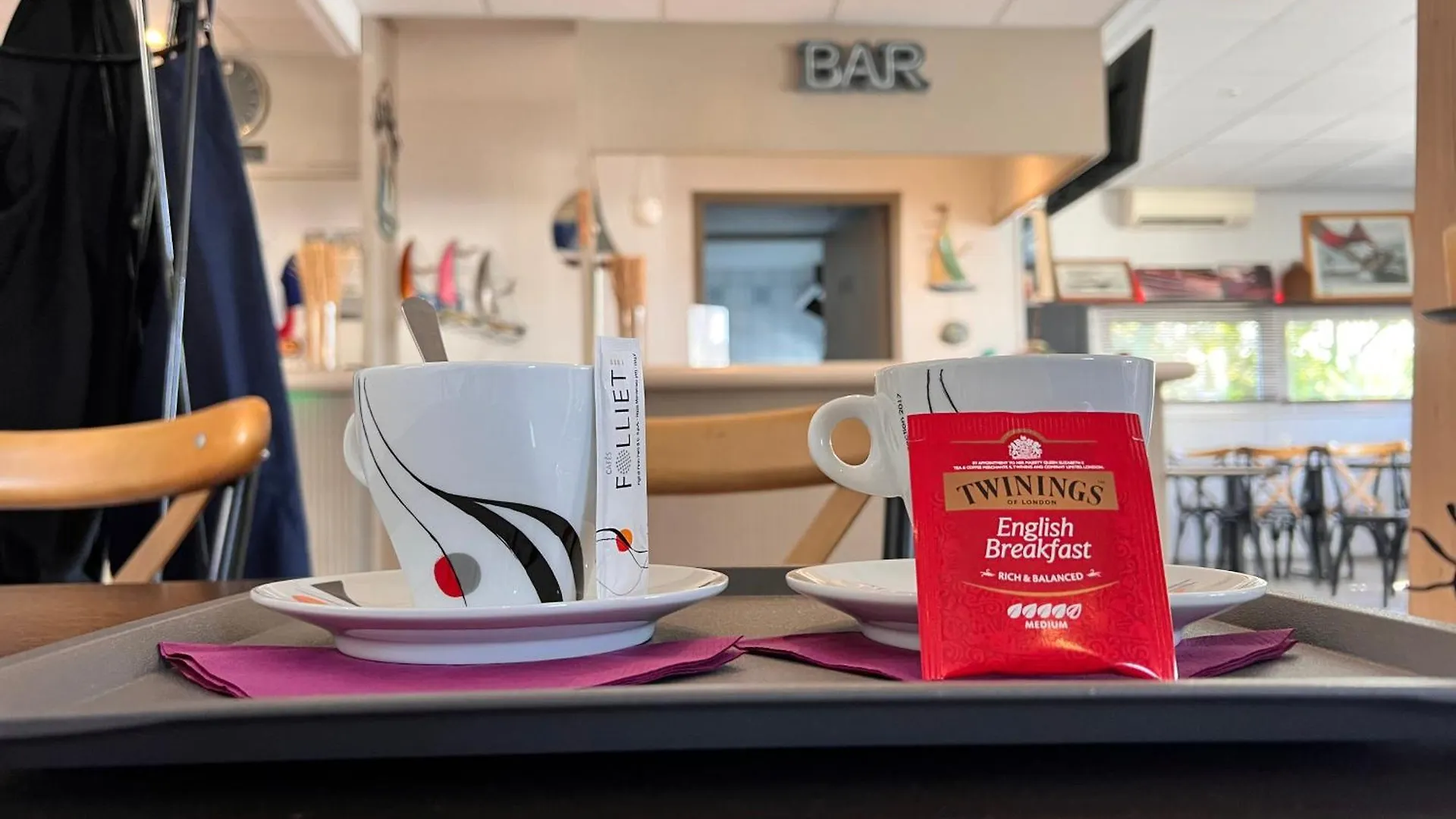 Contact Hotel Marseille Aubagne La Penne-sur-Huveaune 2*,