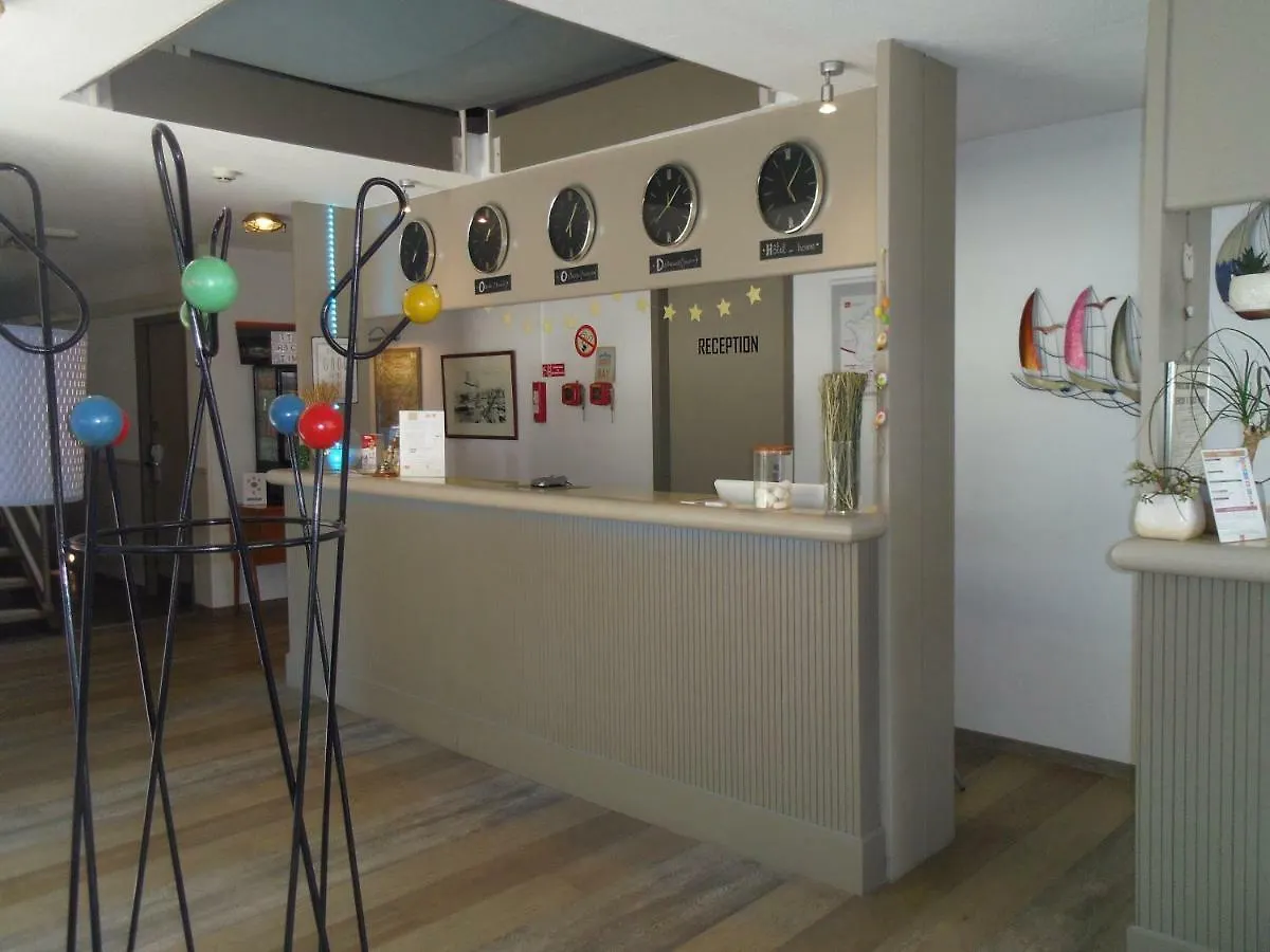 Contact Hotel Marseille Aubagne La Penne-sur-Huveaune 2*,